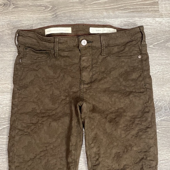 PILCRO AND THE LETTERPRESS SERIF TEXTURED SKINNY PANTS IN BROWN Women’s SZ 27 - Picture 2 of 12